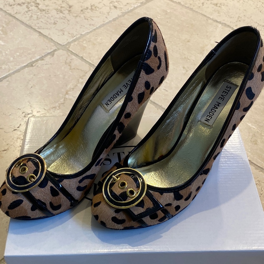 Steve Madden Tan and Black Leopard Heels